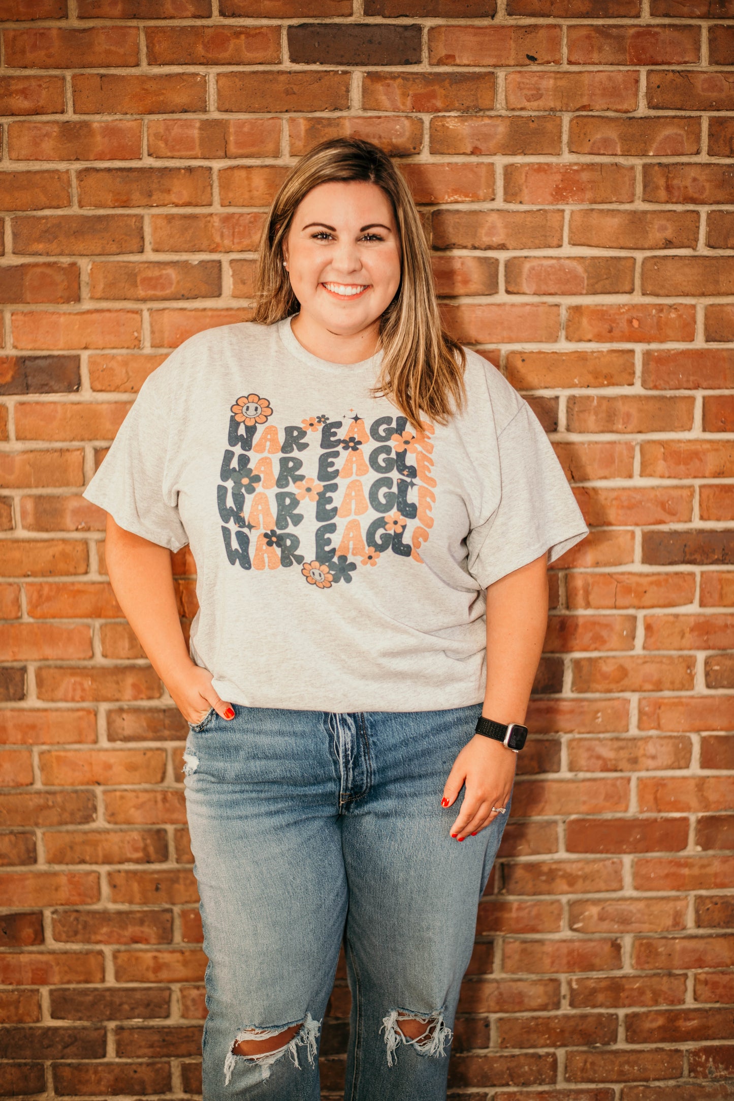 Retro Daisies Roll Tide + War Eagle Tee